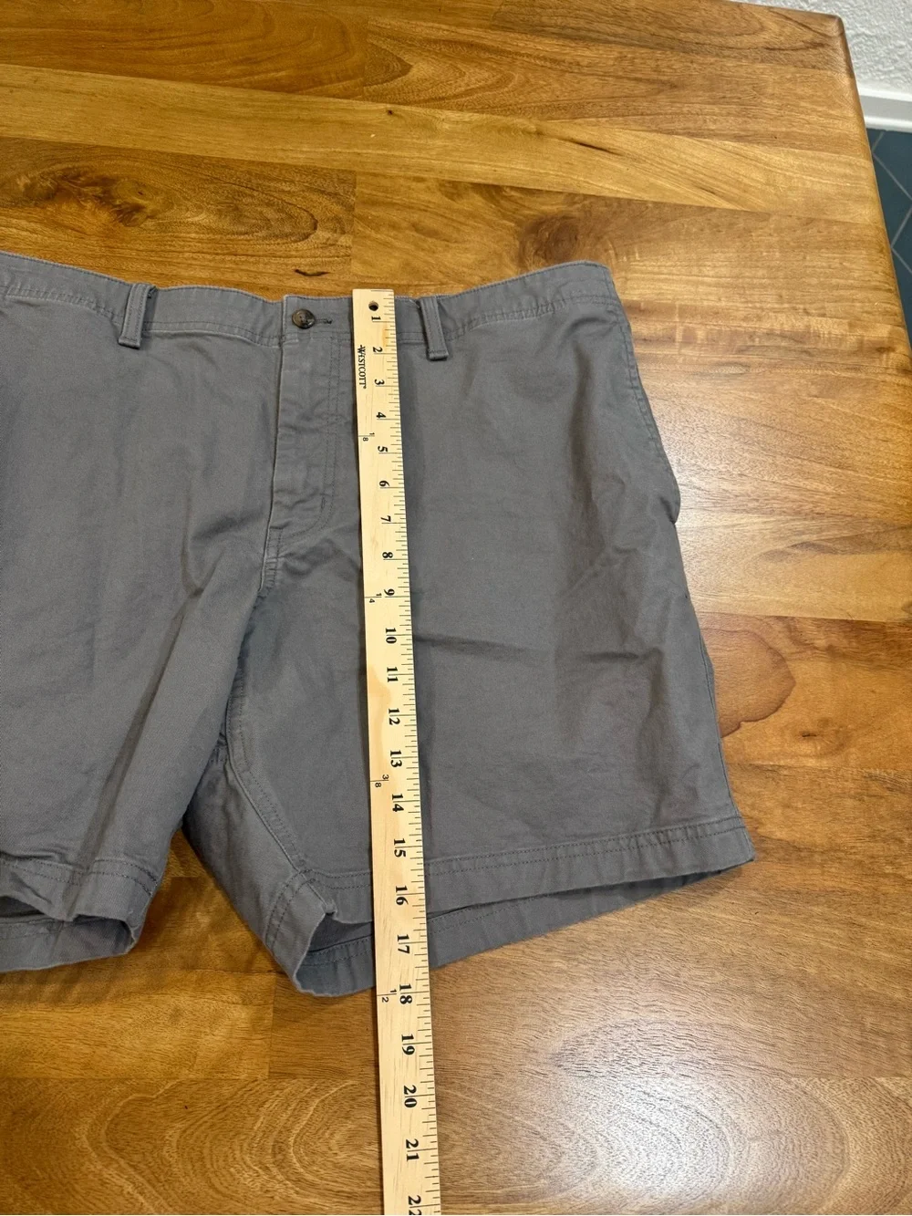 Duck Head 1865 Men's Gray Flat-Front Shorts